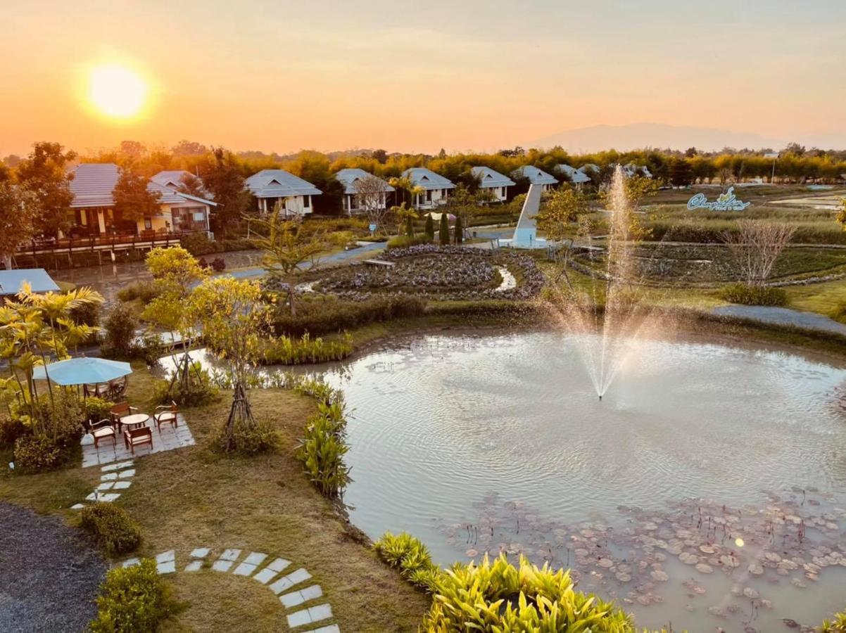 Chapulin Natural Resort Chiang Mai Buitenkant foto